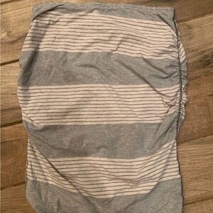 Reversible lululemon strapless top
Very good condition 
Size large